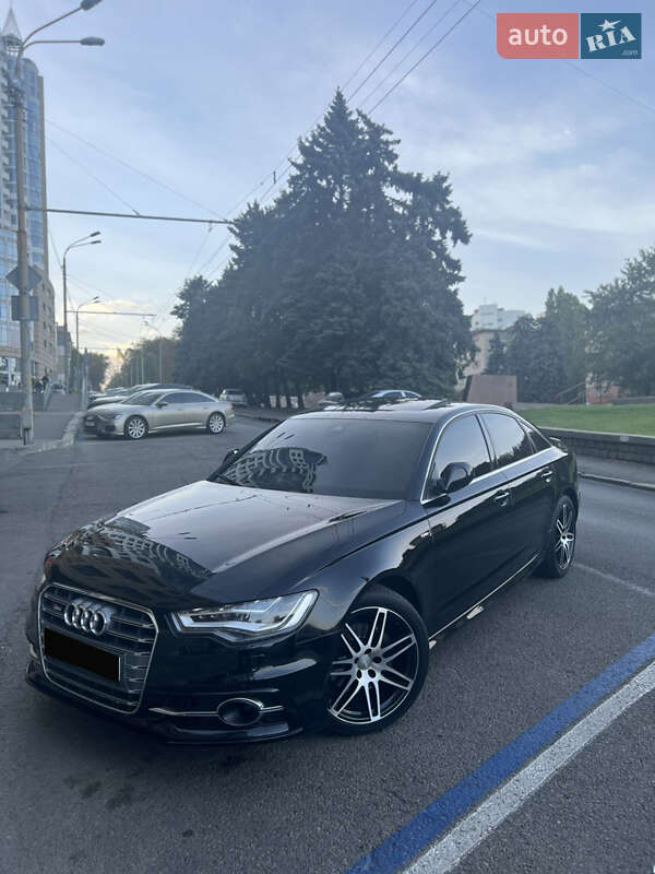 Седан Audi A6 2014 в Дніпрі