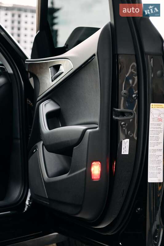 Седан Audi A6 2013 в Днепре