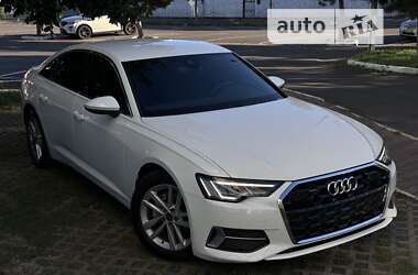 Седан Audi A6 2023 в Киеве