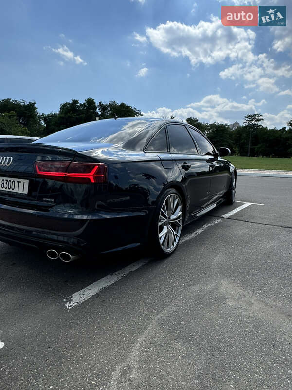 Седан Audi A6 2015 в Одессе