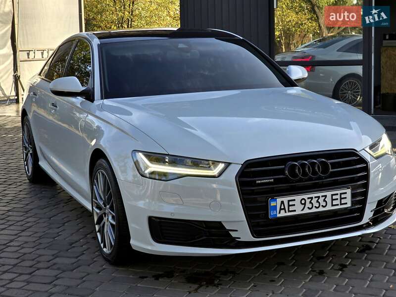 Седан Audi A6 2015 в Першотравенске