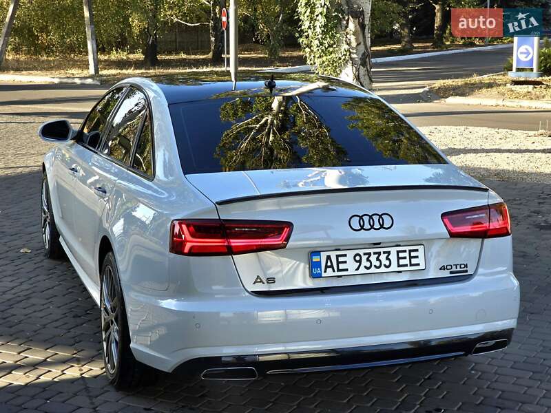 Седан Audi A6 2015 в Першотравенске