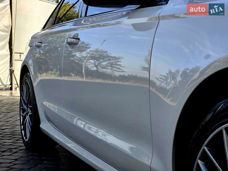 Седан Audi A6 2015 в Першотравенске