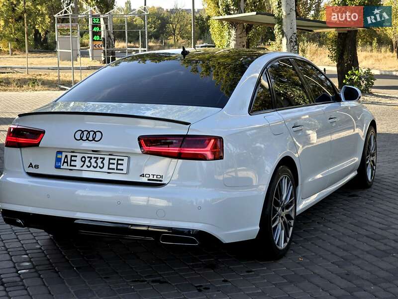 Седан Audi A6 2015 в Першотравенске