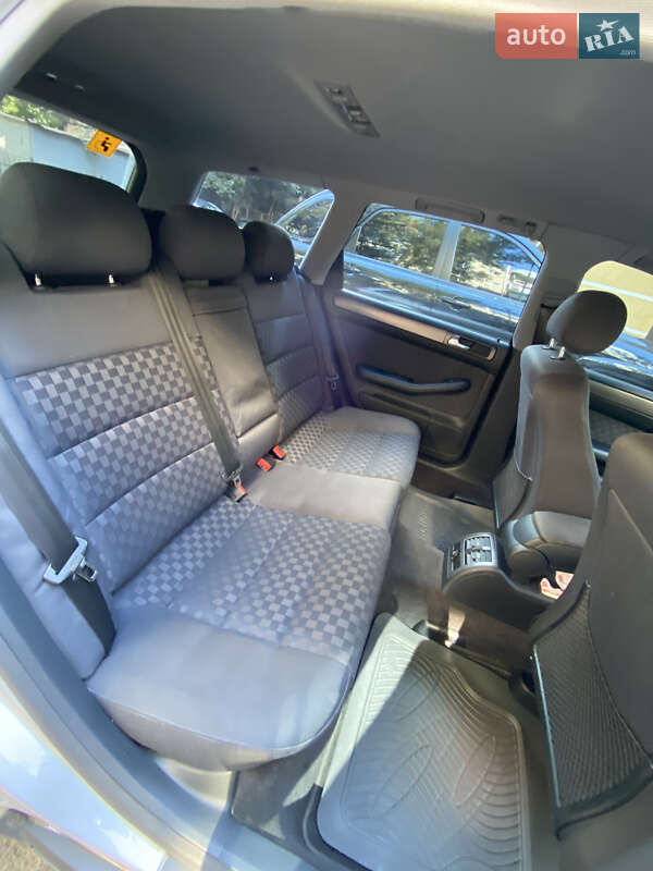 Универсал Audi A6 2001 в Львове