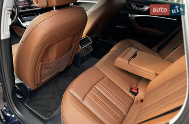 Седан Audi A6 2019 в 