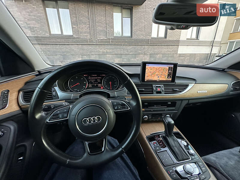 Седан Audi A6 2015 в Черновцах
