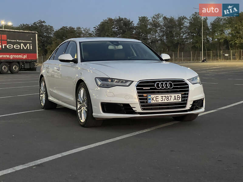 Седан Audi A6 2015 в Днепре