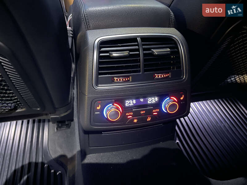 Седан Audi A6 2015 в Днепре