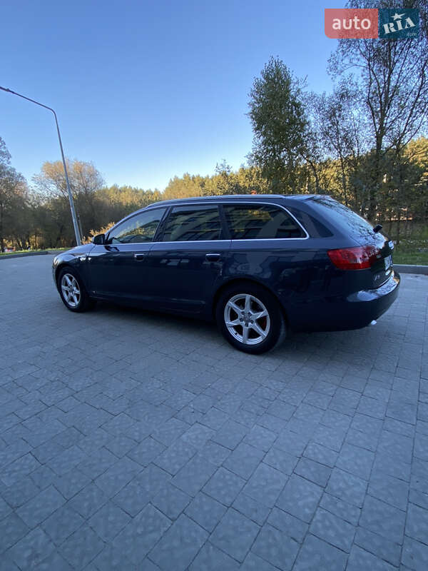 Универсал Audi A6 2005 в Новояворовске