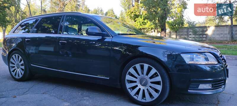 Универсал Audi A6 2010 в Киеве