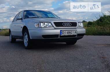 Седан Audi A6 1996 в Щирце