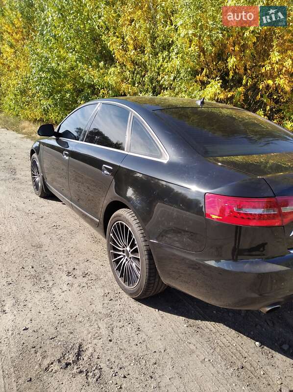 Седан Audi A6 2010 в Миргороді