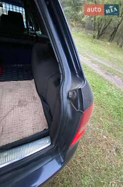 Універсал Audi A6 1998 в 