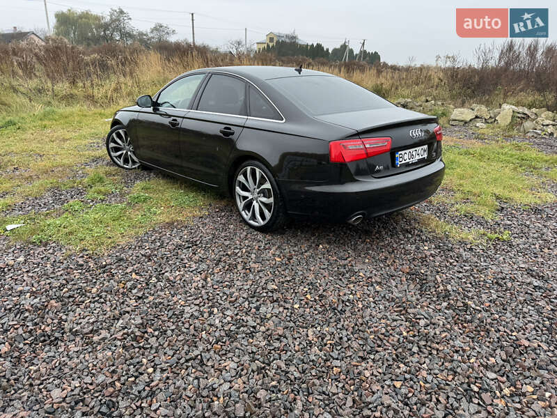 Седан Audi A6 2011 в Комарному