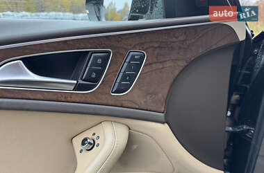 Седан Audi A6 2011 в Комарному