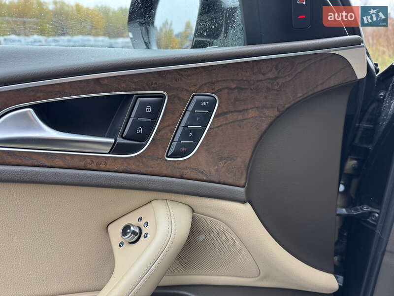 Седан Audi A6 2011 в Комарному