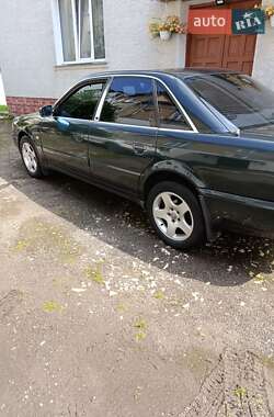 Седан Audi A6 1996 в 