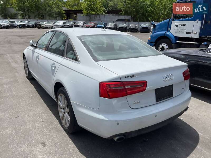 Седан Audi A6 2014 в Киеве