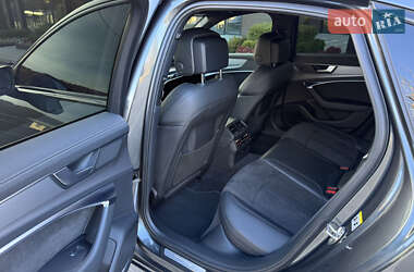 Седан Audi A6 2018 в 