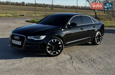 Седан Audi A6 2013 в 