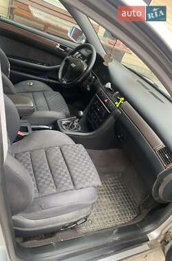 Универсал Audi A6 2001 в Славуте