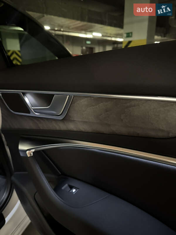 Седан Audi A6 2023 в Одессе