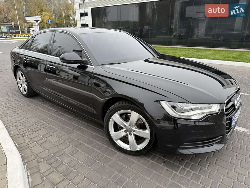 Седан Audi A6 2014 в 