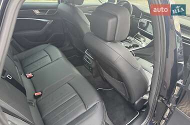 Седан Audi A6 2022 в 