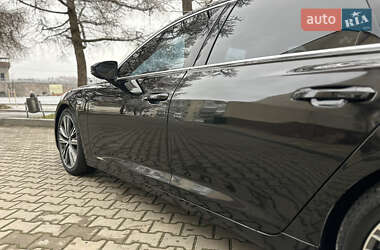Седан Audi A6 2019 в 