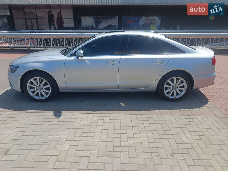 Седан Audi A6 2014 в Луцьку