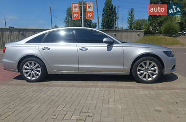 Седан Audi A6 2014 в 