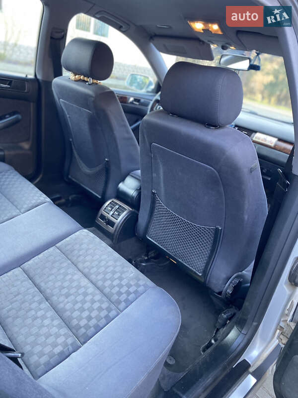 Универсал Audi A6 2001 в Луцке