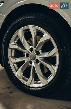 Седан Audi A6 2016 в 