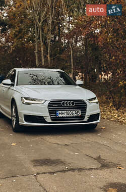 Седан Audi A6 2016 в 