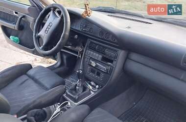 Універсал Audi A6 1996 в 