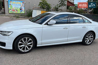 Седан Audi A6 2015 в 