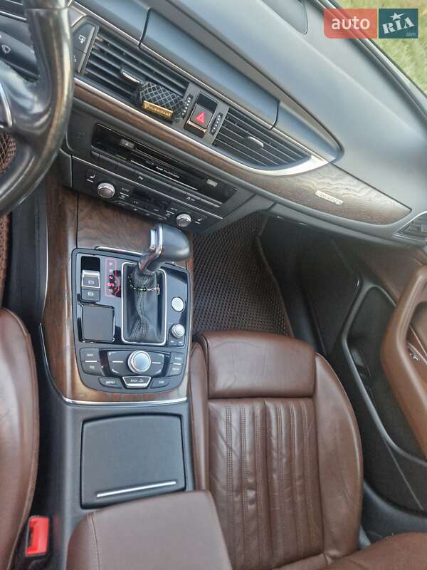 Седан Audi A6 2014 в Львове