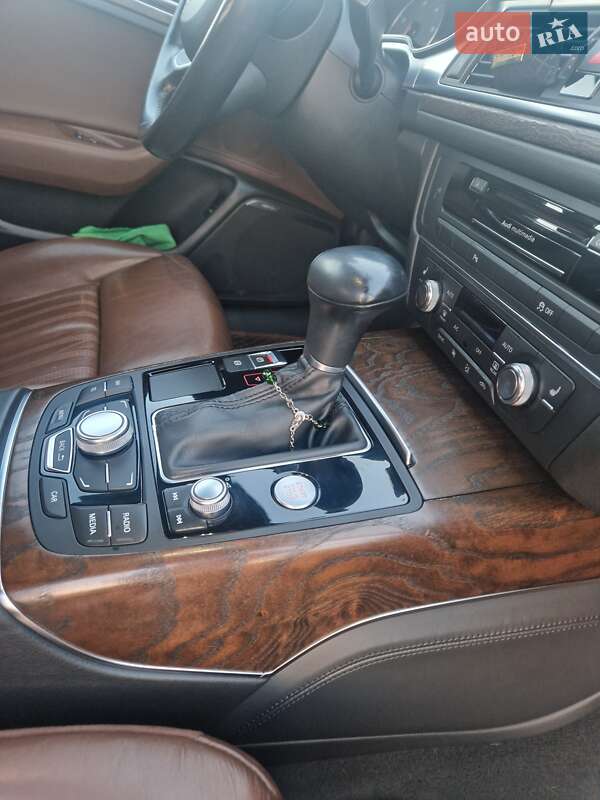 Седан Audi A6 2014 в Львове