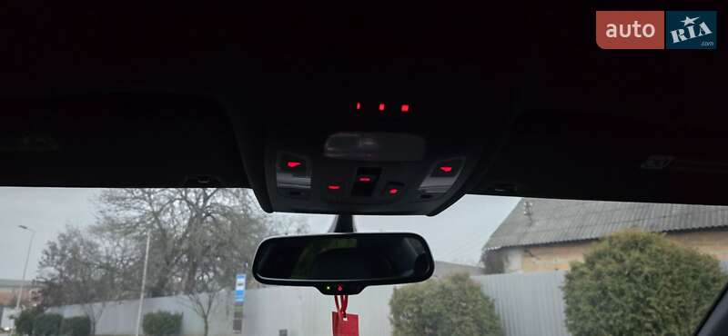 Седан Audi A6 2014 в Ужгороде