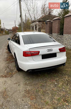 Седан Audi A6 2012 в 