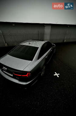 Седан Audi A6 2015 в Киеве