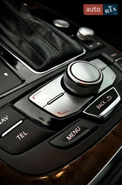 Седан Audi A6 2015 в 