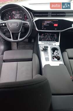 Универсал Audi A6 2019 в 