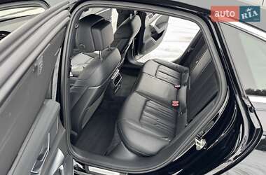 Седан Audi A6 2019 в 
