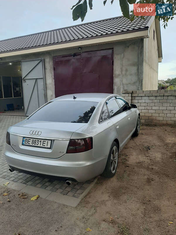 Седан Audi A6 2004 в Вознесенске