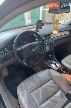 Седан Audi A6 1998 в Дубровице