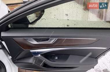 Седан Audi A6 2019 в 