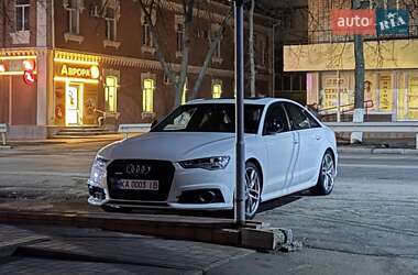 Седан Audi A6 2016 в 