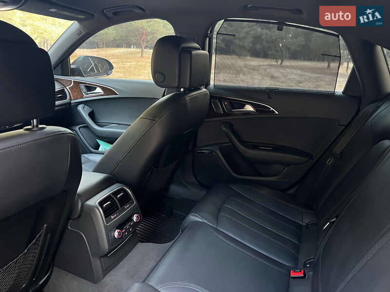 Седан Audi A6 2015 в Днепре